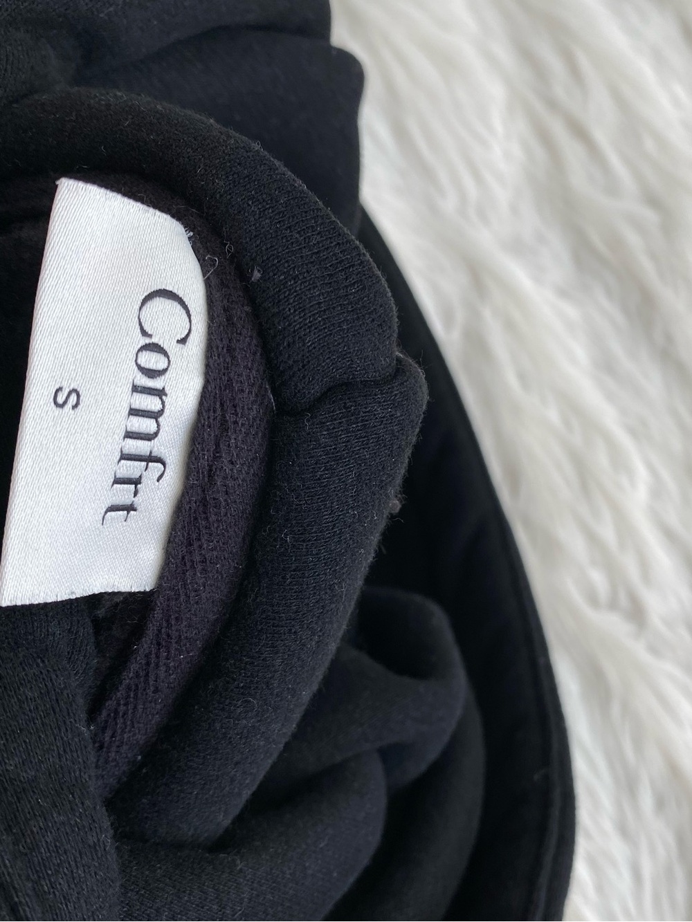 Comfrt | Black Signature Hoodie & Sweatpant Set - Picture 7 of 15